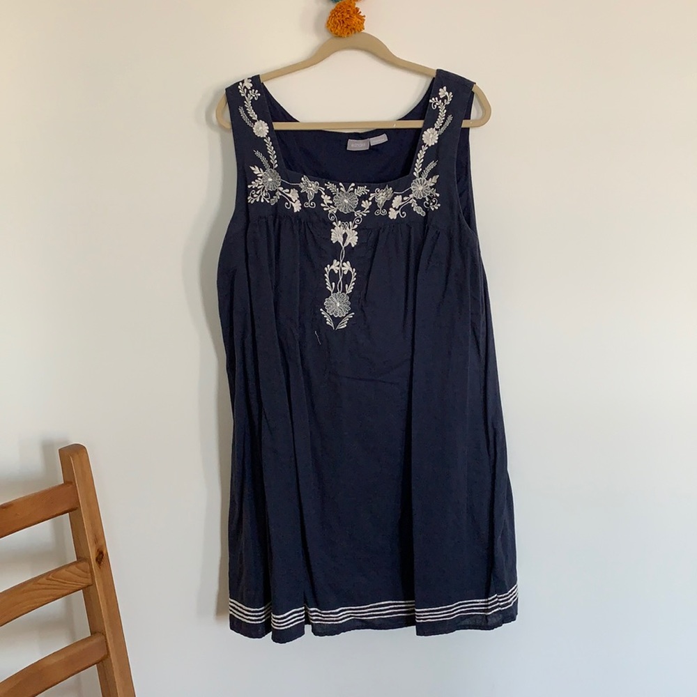 Eshakti Linen Dress